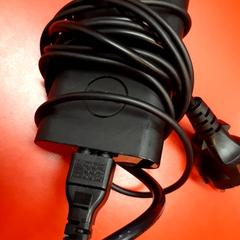 Bærbar lader, som rapportert av UvA REC ved bruk av iLost