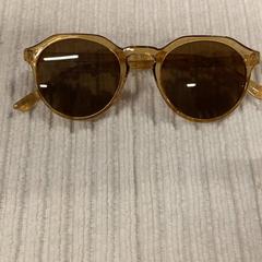 Gafas de sol, segundo informou IKEA長久手 usando iLost