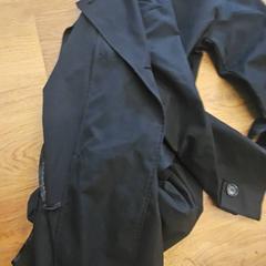 Veste, a été signalé par GVB utilisant iLost