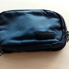 Billetera Babacan, ha sido reportado por Centraal magazijn con iLost