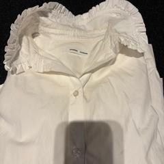 Bluse wit, som rapportert av Hotel Van der Valk Harderwijk op de Veluwe ved bruk av iLost