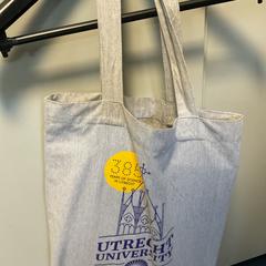 Saco de linho Eigenaar van de Bos, como reportado por Breng Arnhem utilizando o iLost