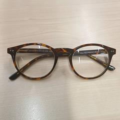 Ulleres, segons ha informat IKEA Bayonne Ametzondo mitjançant iLost