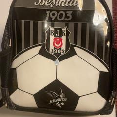 Ruksak Besiktas, ako bolo nahlásené Pathé Schiedam pomocou iLost