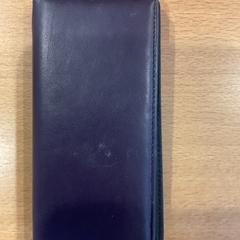 財布 Gieger df がiLostで Gemeente Amsterdam - Bureau Gevonden Voorwerpen によって報告されました