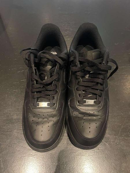 Shoe