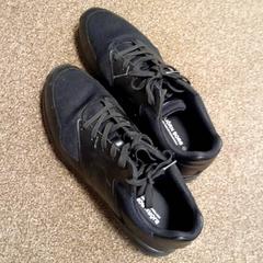 Schuh Zwart, gemeldet von Van der Valk Hotel Sneek über iLost