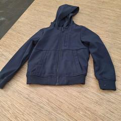 Gyermek dzseki blauw, amint azt Gemeente Zeist az iLost segítségével jelentette.