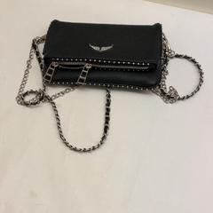 Mala de tiracolo, como reportado por HvA Nicolaes Tulphuis & Tania Leonhuis utilizando o iLost