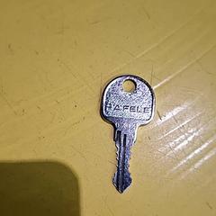 المفاتيح (متنوعة)، كما تم الإبلاغ عنه بواسطة IKEA Wilrijk عبر iLost