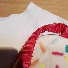 Shirt en oogmasker, segundo informou Beekse Bergen Resorts en Hotel usando iLost