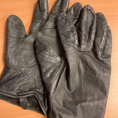 Handschoenen, gisa salatu by Pathé Eindhoven iLost erabiliz