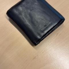 Portemonnee, zoals gemeld door RET met iLost