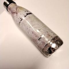 Láhev, jak nahlášeno Gemeente Puurs-Sint-Amands pomocí iLost