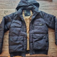 Heren winterjas Jack & Jones، كما تم الإبلاغ عنه عبر iLost
