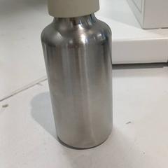 Fľaša na vodu Grise, ako bolo nahlásené IKEA Toulouse pomocou iLost