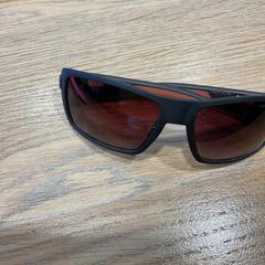 Zonnebril, zoals gemeld door Designer Outlet Roosendaal met iLost