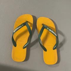 スリッパ がiLostで Silver Sands Beach によって報告されました