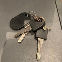 Sleutel & Sleutels Zwart sleutelhanger, rapporterat av Pathé Haarlem med iLost