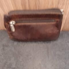 İLost kullanarak Rotterdam The Hague Airport tarafından bildirildiği gibi Cüzdan