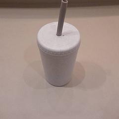 Gobelet Wit, a été signalé par Van der Valk Hotel Schiphol utilisant iLost