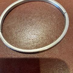 Bransoletka argent, zgłoszono przez TCL przy użyciu iLost