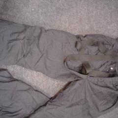 Lyžařské kalhoty, jak nahlášeno SnowWorld Landgraaf pomocí iLost