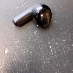 Füldugó, amint azt Qbuzz servicepunt  Emmen az iLost segítségével jelentette.