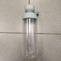 İLost kullanarak Centraal magazijn tarafından bildirildiği gibi Içki şişesi Plastic