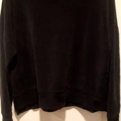 Sweater, as reported by Grand Hotel Amrath Kurhaus using iLost