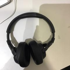 Sluchátka, jak nahlášeno U-OV Utrecht pomocí iLost