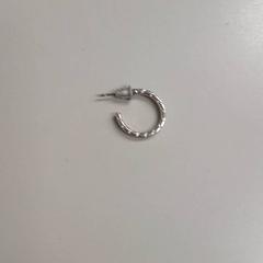 귀걸이 Zilver, iLost를 사용하여 Burgers' Zoo에 보고됨