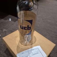 Flaske, som rapportert av The Dominican ved bruk av iLost