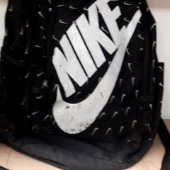 Bolsa, ha sido reportado por Qbuzz GD Groningen Peizerweg con iLost