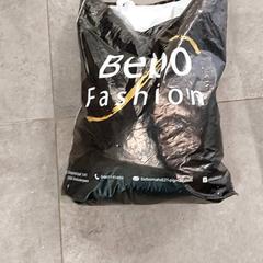 Saco - Plastieken Draagtas, como reportado por Centraal magazijn utilizando o iLost