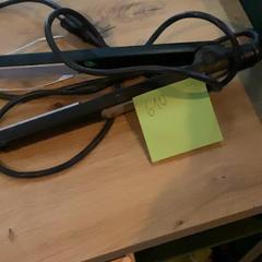 Stijltang straighteners, zoals gemeld door MEININGER Hotel Köln West met iLost