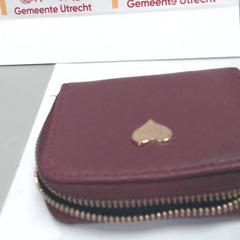 지갑, iLost를 사용하여 Gemeente Utrecht에 보고됨