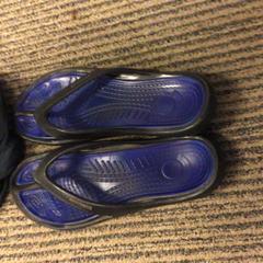 İLost kullanarak Canisius-Wilhelmina Ziekenhuis tarafından bildirildiği gibi Sandalet slippers met 1 zwarte sok  mt 41