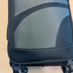 Bőröndök és utazótáskák, amint azt RET az iLost segítségével jelentette.