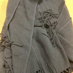 Schal, gemeldet von Sheraton Brussels Airport Hotel über iLost