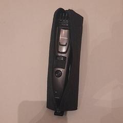 깎는 사람 In zwarte etui, iLost를 사용하여 Van der Valk Hotel Schiphol에 보고됨