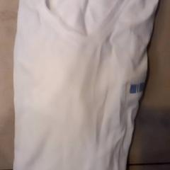 Tshirt, zoals gemeld door Leonardo Royal Hotel Amsterdam met iLost