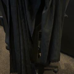 ショール Zwart がiLostで Van der Valk Hotel Utrecht によって報告されました