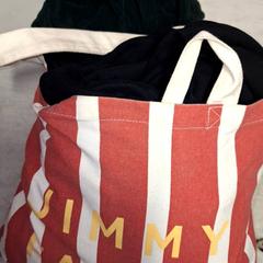 가방 Kleding, iLost를 사용하여 Qbuzz DMG에 보고됨