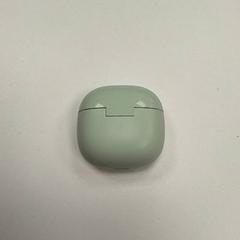 Fülhallgató, amint azt ilévia az iLost segítségével jelentette.