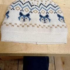 Beanie, jak nahlášeno IKEA Paris - Thiais pomocí iLost