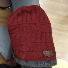 Sombreiro, segundo informou IKEA Brno usando iLost