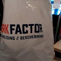 Taška, ako bolo nahlásené Qbuzz Fryslân pomocou iLost