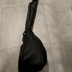 Poltsa Draagtas, gisa salatu by Regio Antwerpen - Brussel iLost erabiliz