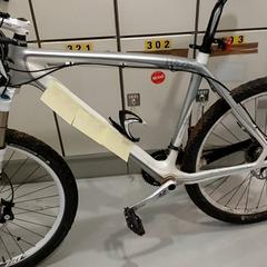 Fiets - wit, zoals gemeld door Centraal magazijn met iLost